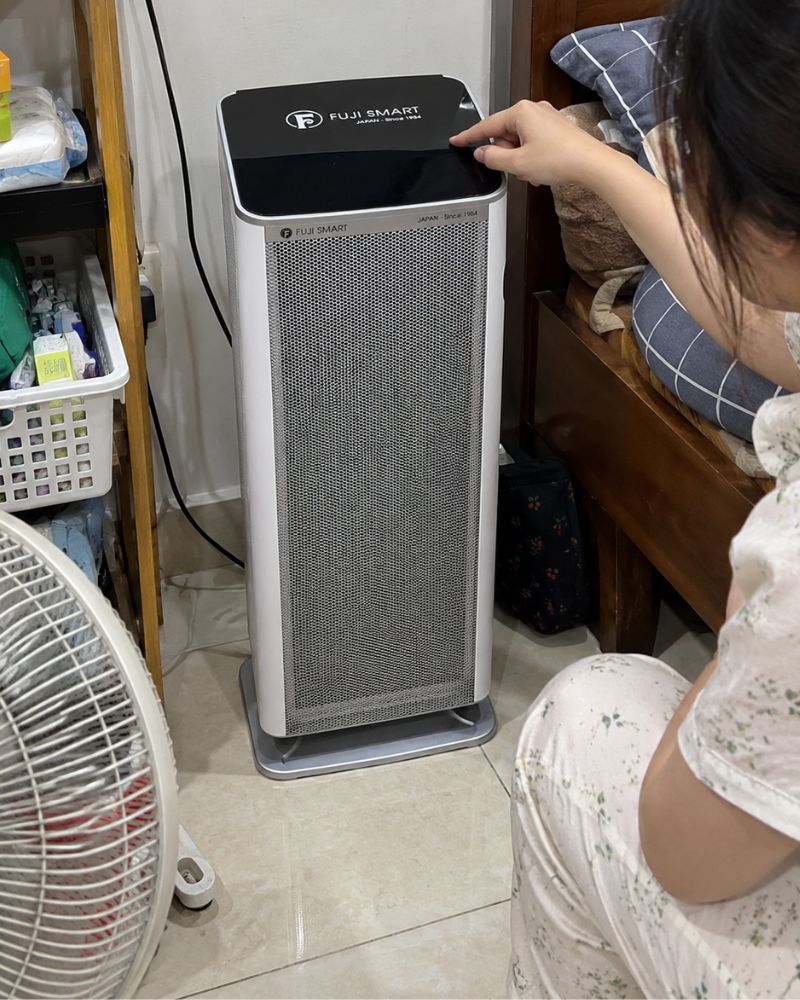 Máy lọc khử trùng không khí không thay lõi FUJI SMART AX-M14000 43 Khách hàng sử dụng máy lọc không khí FUJI SMART AX-M14000 tại nhà