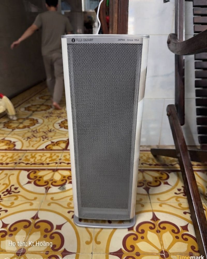 Máy lọc khử trùng không khí không thay lõi FUJI SMART AX-M14000 45 Khách hàng sử dụng máy lọc không khí FUJI SMART AX-M14000 tại nhà