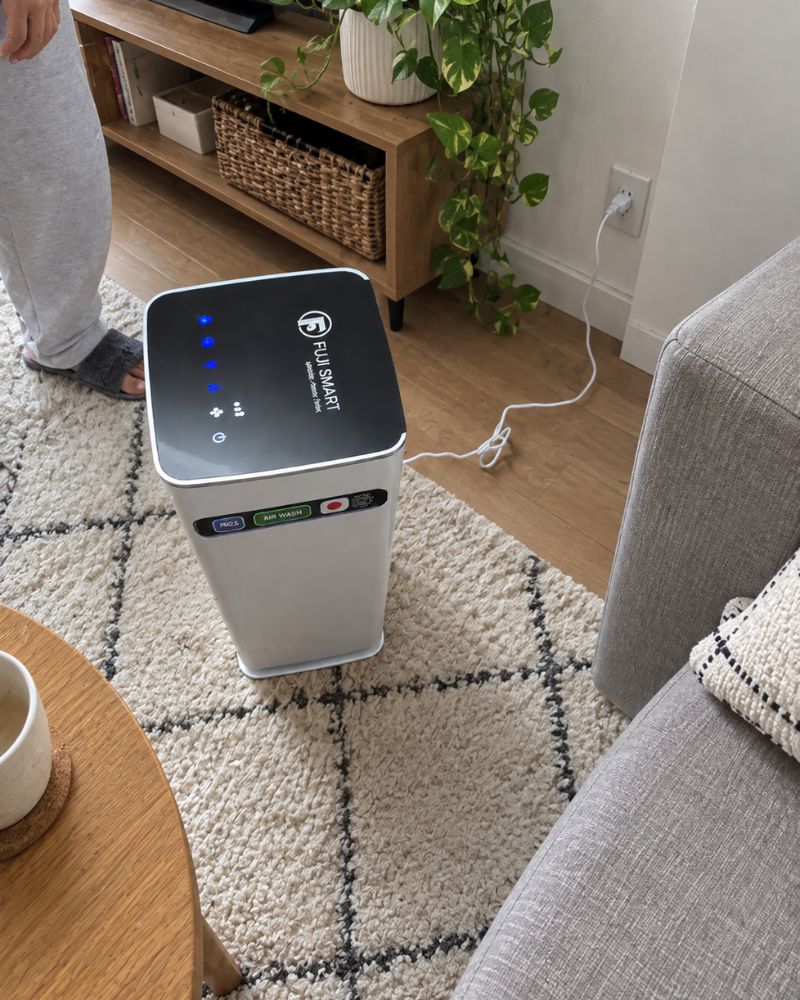 Máy lọc khử trùng không khí không thay lõi FUJI SMART AX-M14000 58 Khách hàng sử dụng máy lọc không khí FUJI SMART AX-M14000 tại nhà